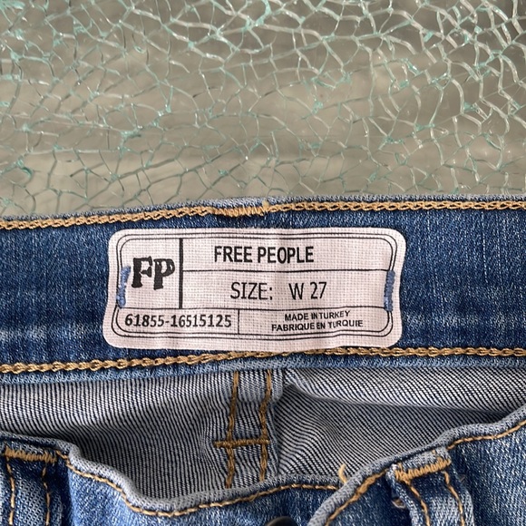 Free People Cut Off Skinny Jeans - Picture 5 of 7